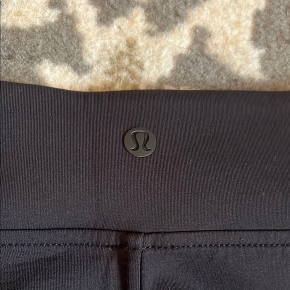 Lululemon Black Joggers Size 2 In Black - Picture 10 of 10